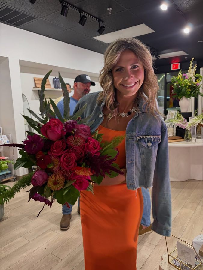 Part flower shop, part gallery